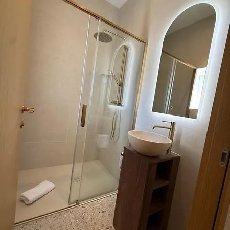 Domainedurocblanc Hotell Merey